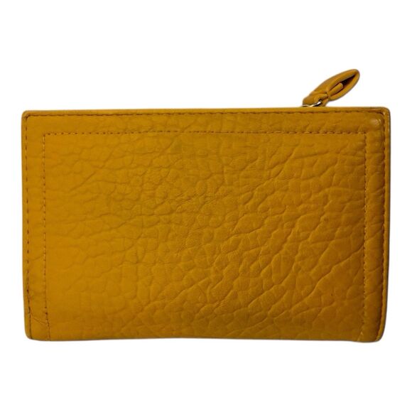 JESSICA SIMPSON WALLET WITH SNAP CLOSURE  ZIPPERED SECTION CARD SLOTS YELLOW 6x4 - Picture 8 of 13